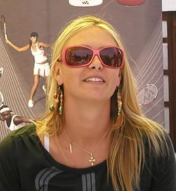 <a href='http://www.tennis-x.com/playernews/Maria-Sharapova.php' id=namelink>Maria Sharapova</a> looks good, but not good enough to beat Henin