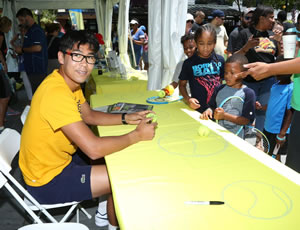 Picture of Hyeon Chung - chung194.jpg
